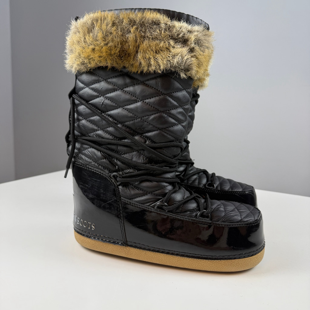 Barts Black Quilted Winter Boots with Faux Fur Trim